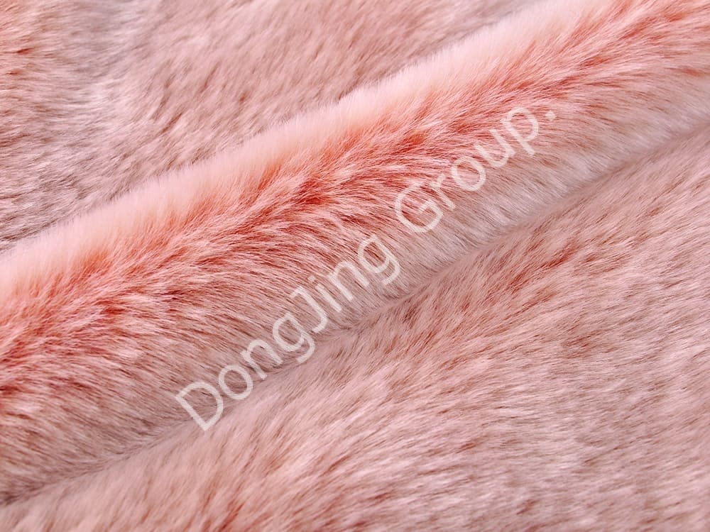 DP0960-Rosa weiß faux fur fabric