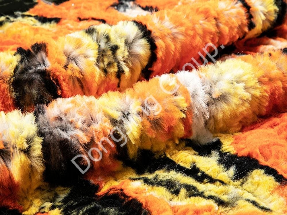 7KT0362-Wollweiß bedrucktes Kaninchenhaar faux fur fabric