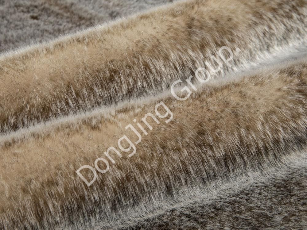 9G0304-Reisgefärbte Spitze ausgebleichtes 169 Kaninchenhaar faux fur fabric