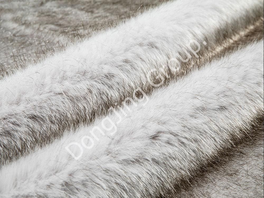 9HG0091-Wollweiß gefärbter Kaffeefuchspelz faux fur fabric